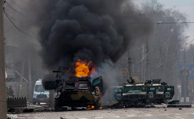 Kiev tuyên bố đẩy lùi 130 cuộc tấn công, hạ 5 xe tăng Nga trong ngày - Ảnh 2